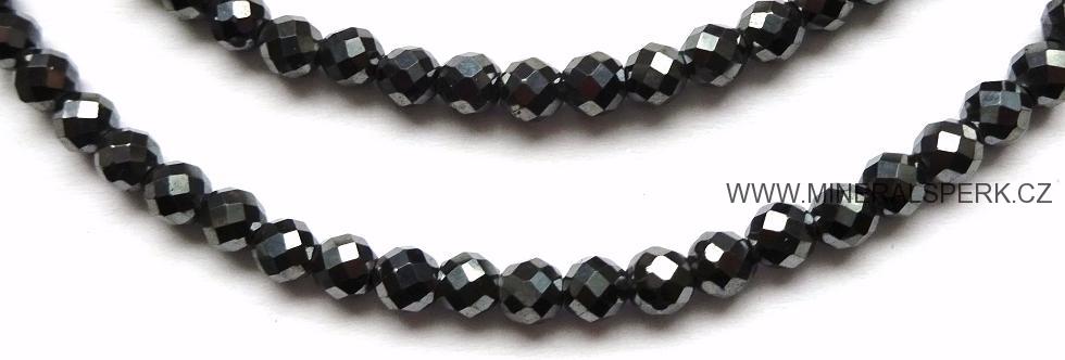 Elegantní náhrdelník z broušeného minerálu hematit - diamantový brus