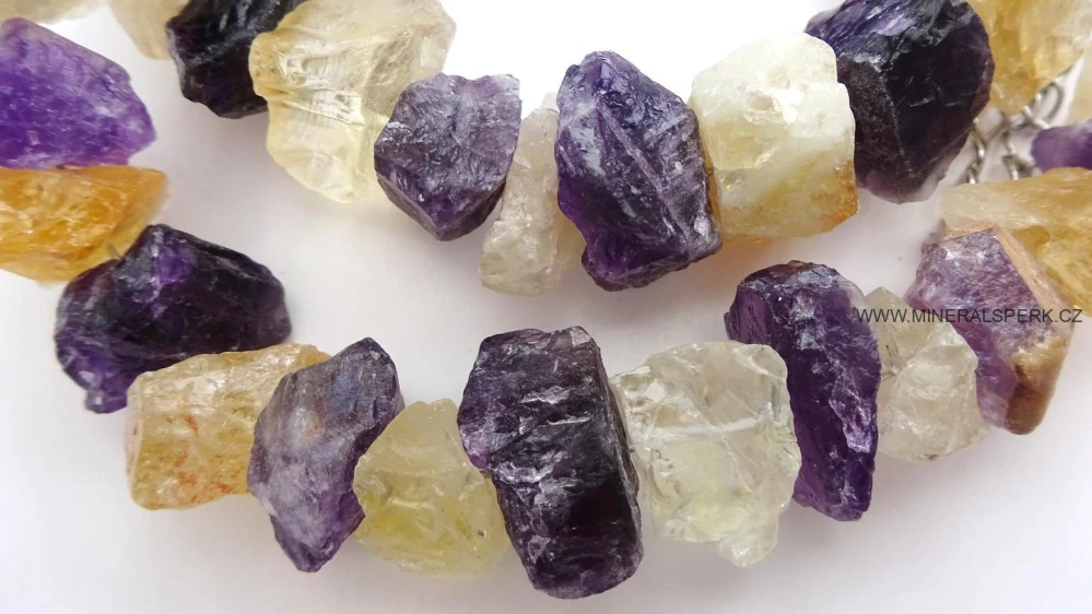Luxusní náhrdelník ze surových minerálů ametyst a citrín