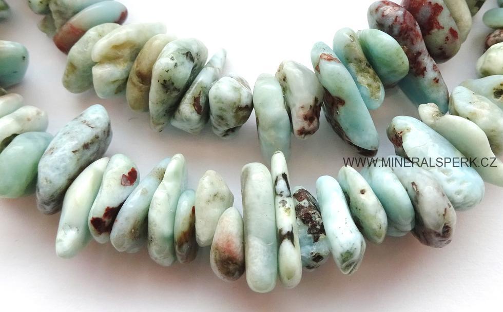Elegantní náhrdelník z minerálu larimar