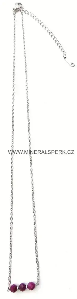 Elegantní řetízkový náhrdelník z broušeného minerálu rubín