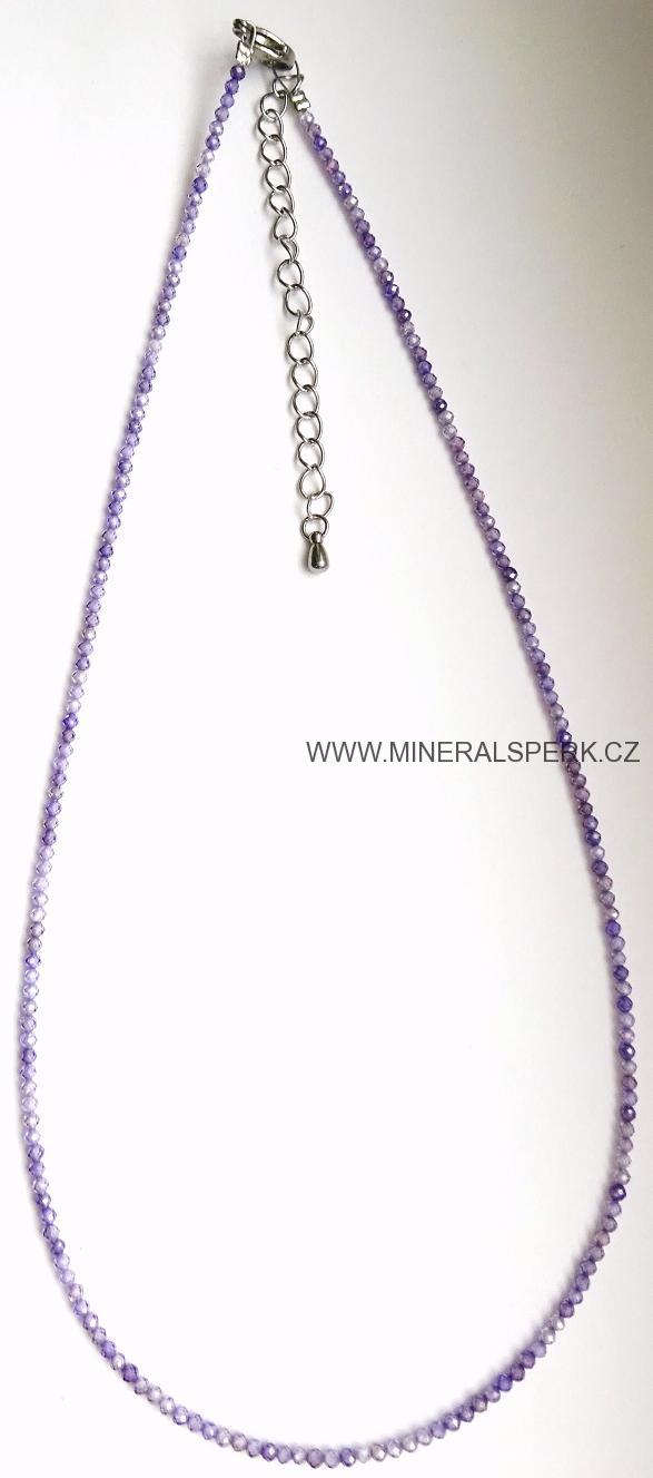 Elegantní náhrdelník z broušeného minerálu zirkon