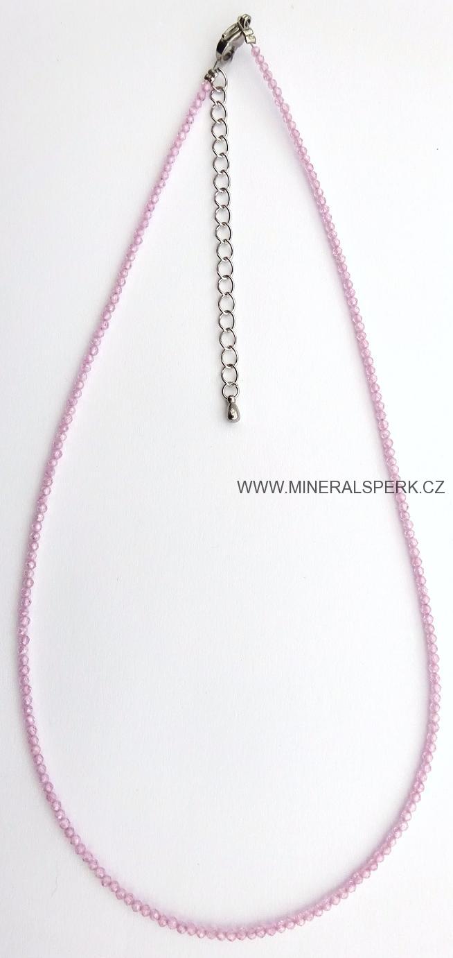 Elegantní náhrdelník z broušeného minerálu zirkon