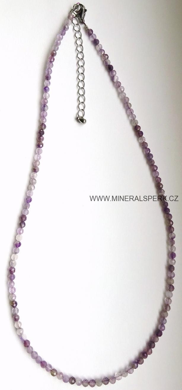 Elegantní náhrdelník z broušeného minerálu ametyst