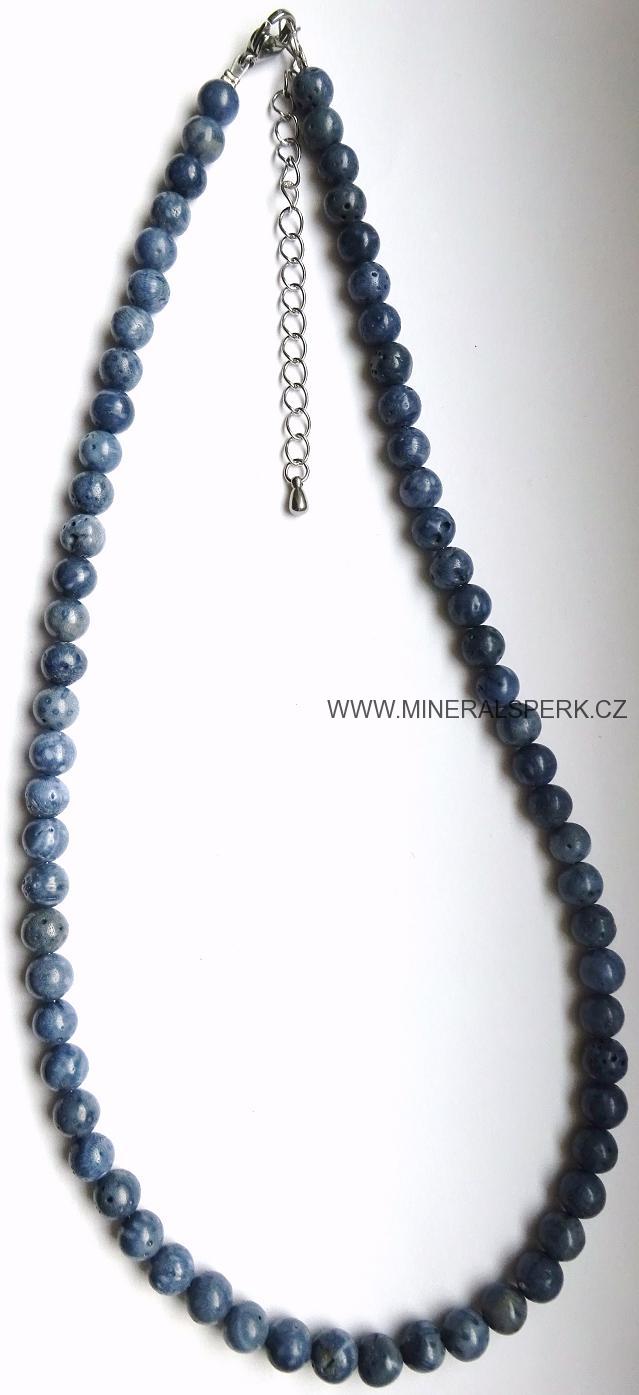 Elegantní náhrdelník z minerálu korál