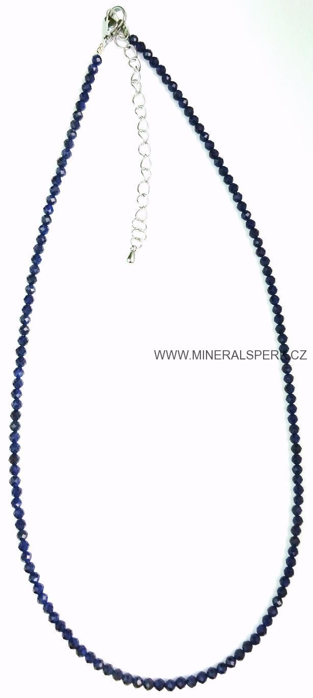 Elegantní náhrdelník z broušeného minerálu safír (syntetický)