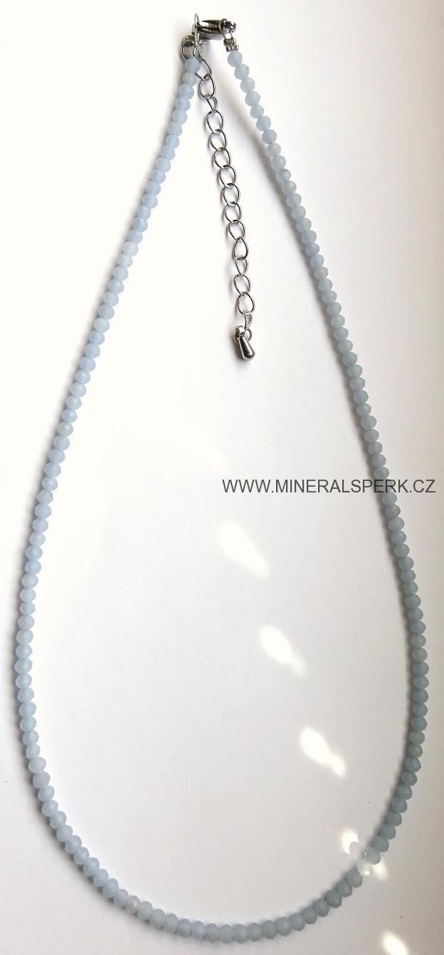 Eleganní náhrdelník z broušeného minerálu angelit