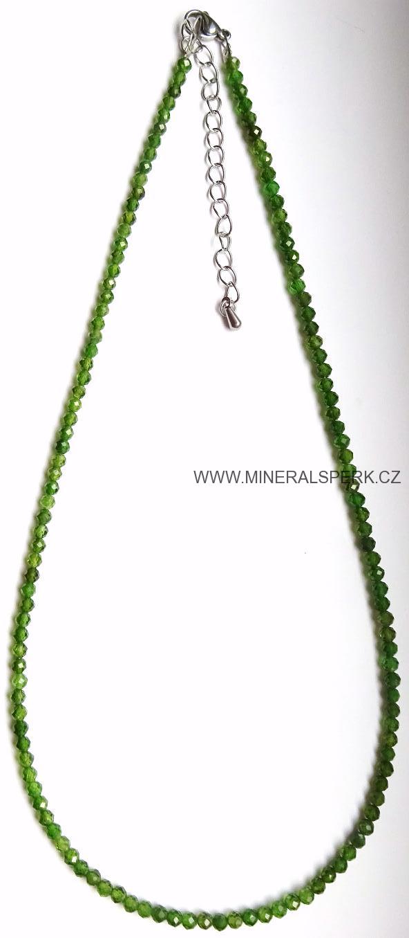 Elegantní náhrdelník z broušeného minerálu chromdiopsid