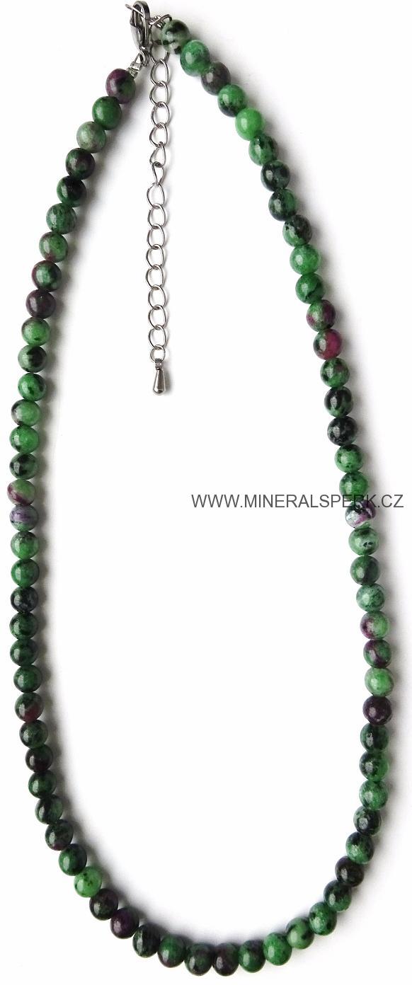 Elegantní náhrdelník z minerálu rubín v zoisitu