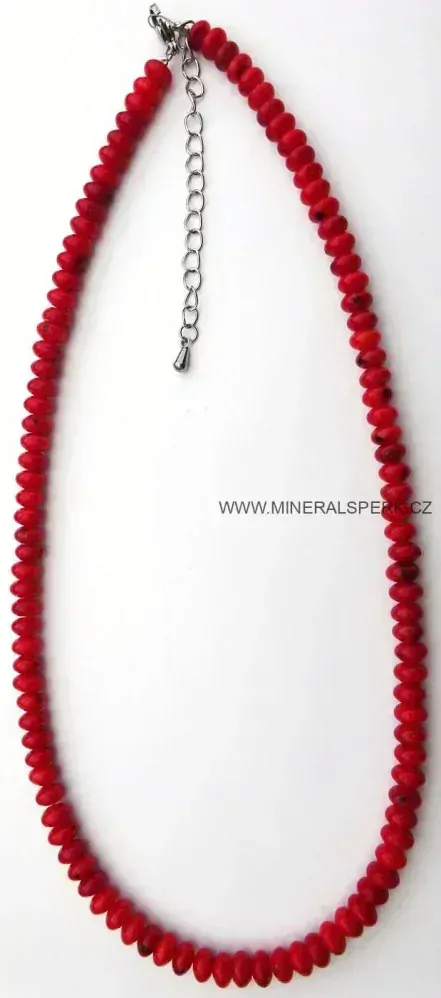 Elegantní náhrdelník z minerálu korál