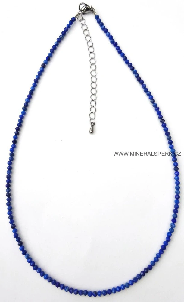 Elegantní náhrdelník z broušeného minerálu lapis lazuli