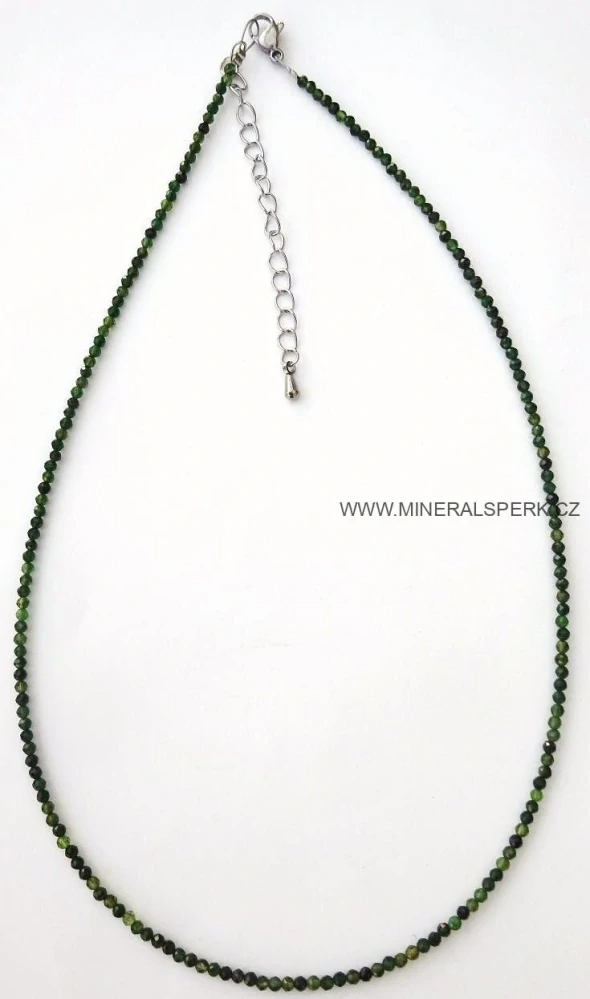 Elegantní náhrdelník z broušeného minerálu zelený turmalín - verdelit