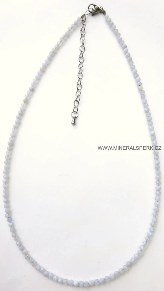 Elegantní náhrdelník z broušeného minerálu chalcedon