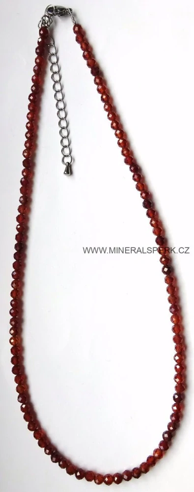 Elegantní náhrdelník z broušeného minerálu granát - spessartin