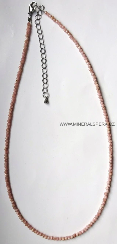Elegantní náhrdelník z broušeného minerálu rodochrozit