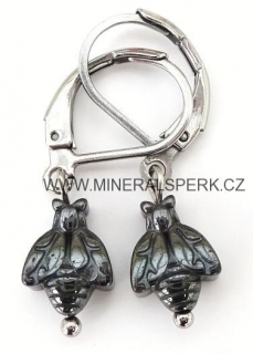 Elegantní náušnice z minerálu hematit - včela