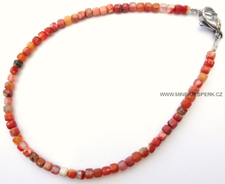 Elegantní náramek z minerálu karneol