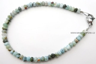 Elegantní náramek z broušeného minerálu larimar