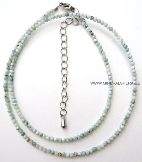 Elegantní náhrdelník z broušeného minerálu larimar