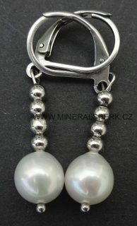 Elegantní náušnice - říční perla - bílá