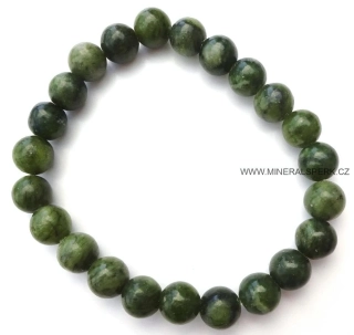 Elegantní náramek z minerálu jadeit
