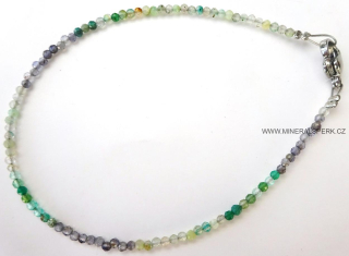 Elegantní náramek z broušených minerálů iolit a onyx