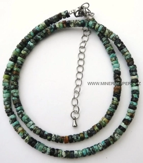 Elegantní náhrdelník z broušeného minerálu africký tyrkys